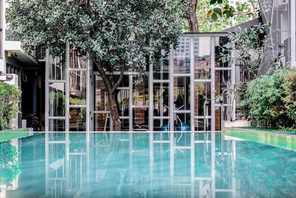 Qube Suites Sukhumvit46 Superior 2 Bedroom 206 Appartement *